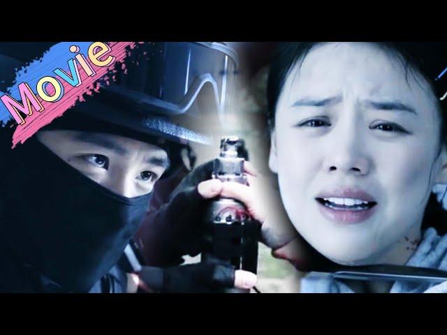 He took a bomb for her. Two years later… she doesn’t even recognize him?! Sweet pain! 