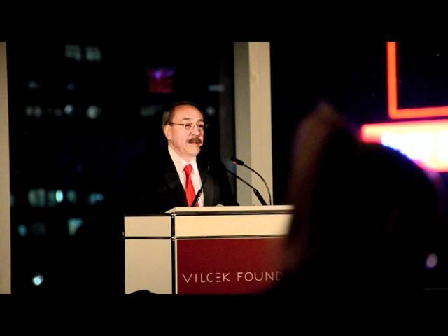 Carlos Bustamante, recipient of the 2012 Vilcek Prize in Biomedical Science