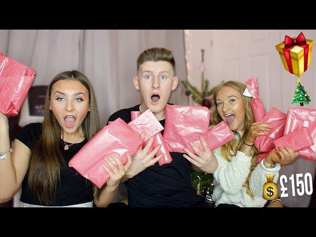 £150 PRESENT SWAP w/LITTLE SISTER & GIRLFRIEND!! (OPENING CHRISTMAS PRESENTS EARLY)