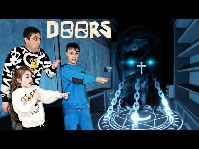 ПРОХОДИМ ДОРС ВСЕЙ СЕМЬЕЙ DOORS 2