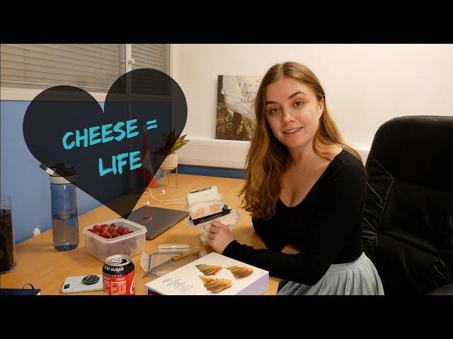 Foreigner tries the best British cheese! | Living in the UK