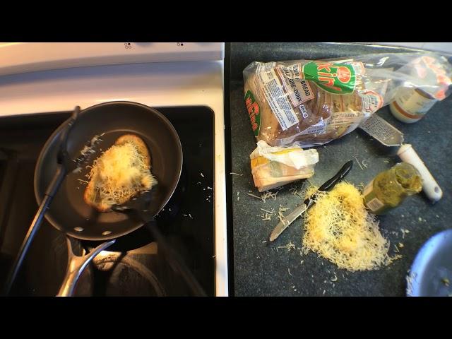 Grilled Cheese - You Suck at Cooking (episode 4)