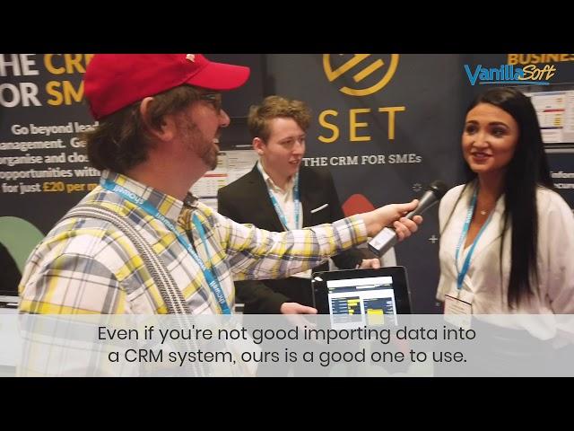 Benjamin Questions Sales People at Innovation Expo 2019
