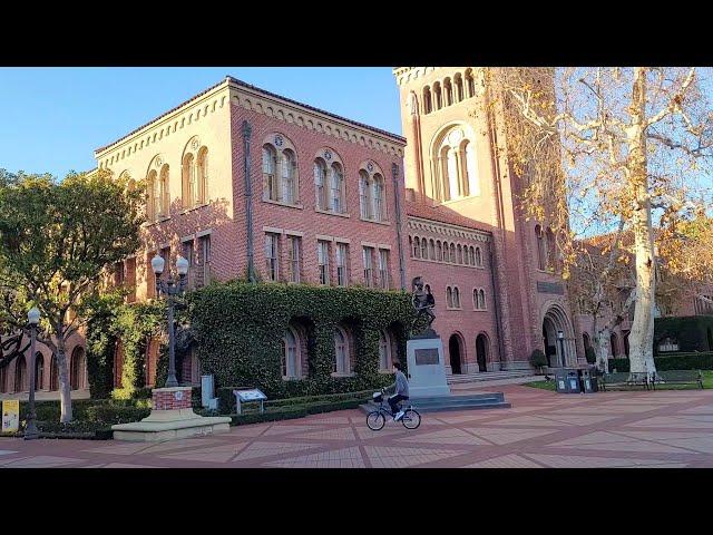 Campus tour of the University of Southern California