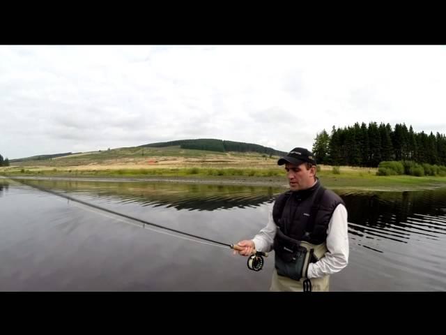 Spey casting lessons near Glasgow with AAPGAI instructor Andrew Toft using a Single handed rod