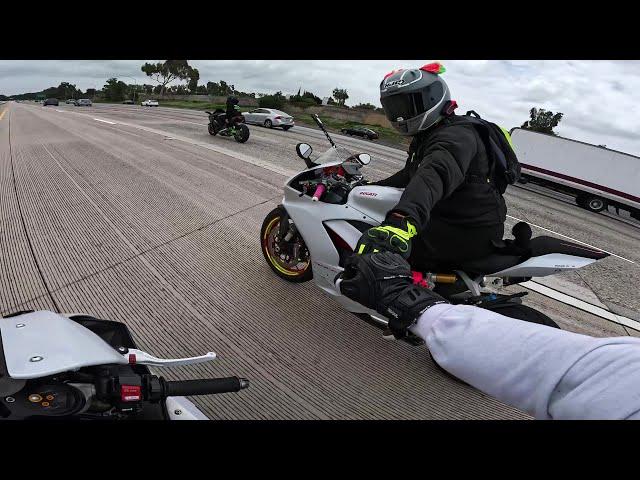 Ninja H2 & Yamaha R1 Making New Friends!