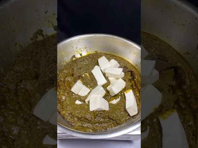 Palak Paneer ASMR Cooking #shorts #food #viral #cooking #palakpaneer #indianasmrworld #paneer