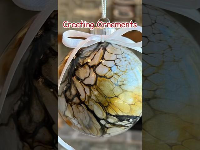 Fluid Art Techniques #shorts #diycrafts #ornaments #christmas #acrylicpainting #abstractart