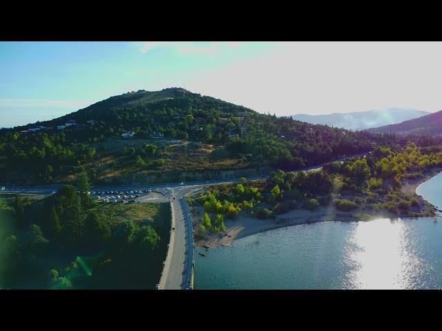 Embalse de Navacerrada, volando sin libertad previa.