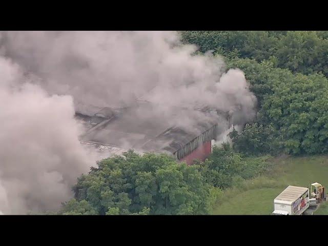 Morris industrial fire prompts evacuation of 1,000 homes | ABC7 Chicago