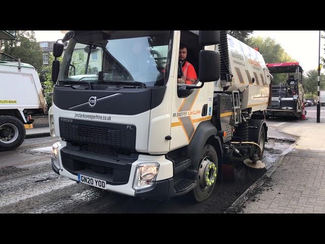 JOHNSTON VT652 ROAD SWEEPER - JM CLARK LTD