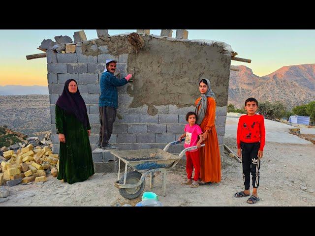 The art of cooking with fire by a nomadic girl and building a nomadic hut