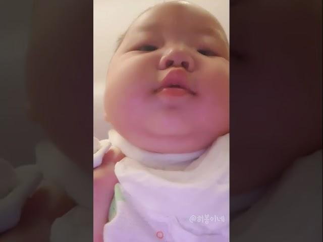 가까이 주의 #3개월아기 #신생아돌보기 #아기비행기 #비행기놀이 #shorts