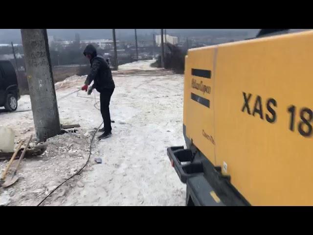 Севастополь  Задувка оптоволоконного кабеля компрессором Atlas Copco XAS 186