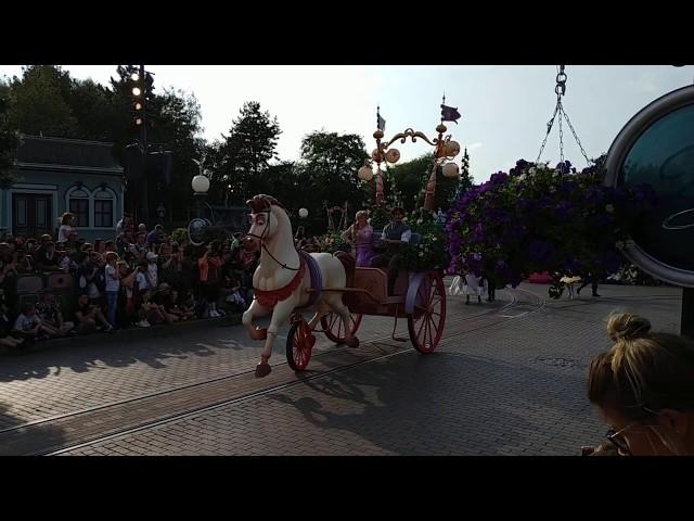 Disneyland Paris Parade