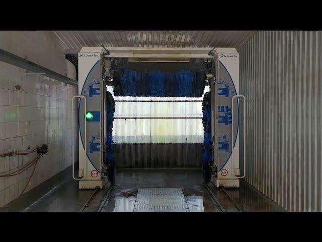 WashTec EasyWash (Volkswagen Golf Sportsvan)