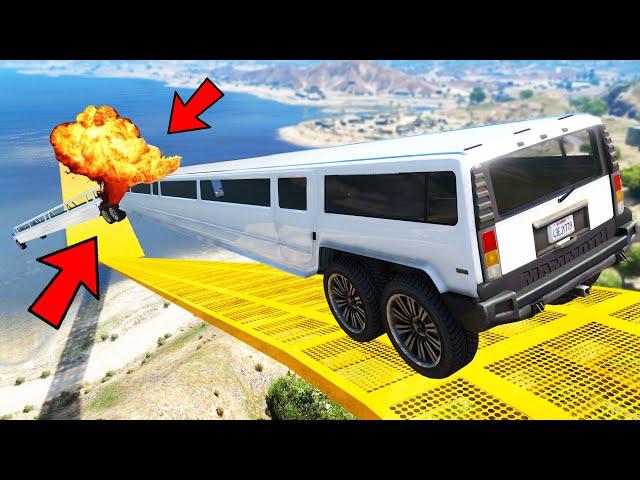 СМОЖЕТ ЛИ ЧИТ ТАЧКА ПЕРЕПЛЫТЬ НА ДРУГОЙ БЕРЕГ? ЭКСПЕРИМЕНТЫ В GTA 5! МОДЫ НА ГТА 5