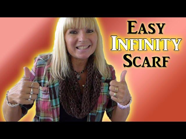 How To Finger Knit an Infinity Scarf