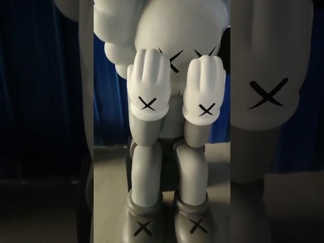 DON’T WORRY KAWS 130CM SHIPPING/3019STORE #luxury #interiordesign #luxurylifestyle #3019store