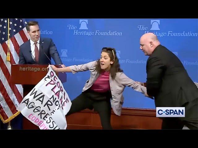 Protester interrupts U.S. senator's speech: China is not our enemy