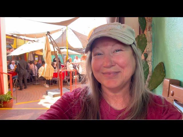 GIRLS DAY OUT in Tucson, Arizona! Shop and eat with me!