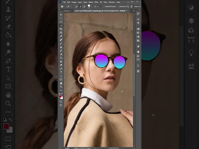 Change glasses color in Photoshop