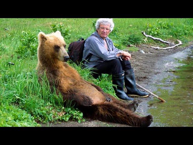 Funny Videos Of Animals Acting Like Humans 2024