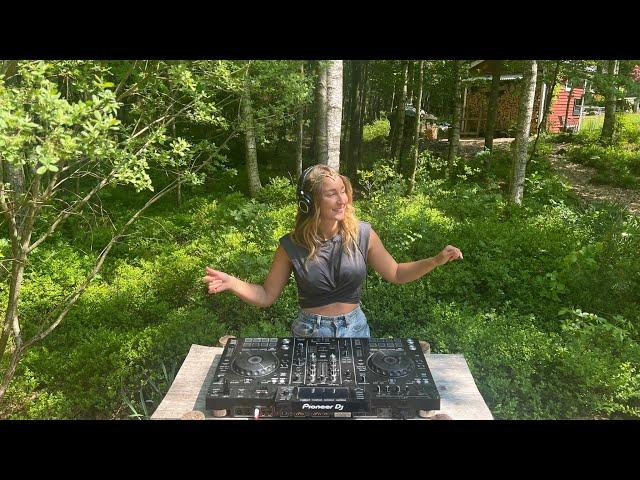 Deep Melodic Anjunadeep House Mix 2023 I DITW8 I Daniella Bjarnhof I Chill Summer Mix