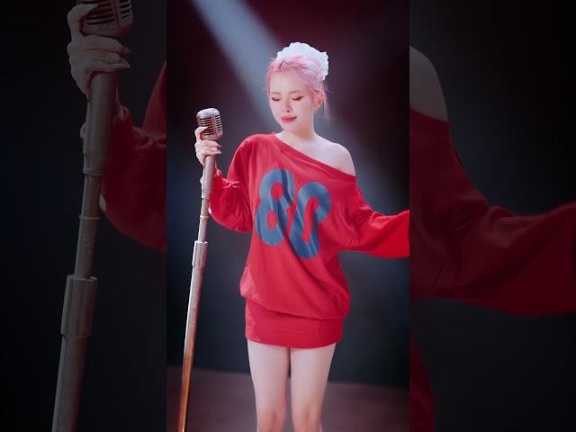 Chìm vào trong ánh mắt đắm đuối ,  em ngỡ mình như đang đôi mươi #taisinh #nhachaymoingay #music
