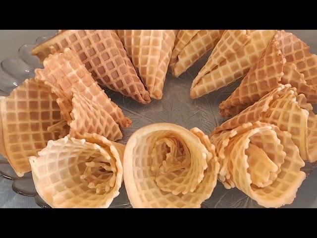 Пирожные со сливочным кремом./ Buttercream cakes.