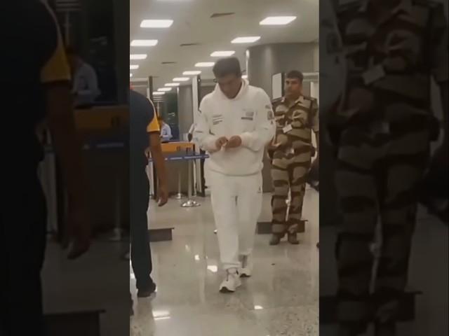 Airport Security Check செய்த அதிகாரி! Ajith Kumar Sir Cool Response! ️ராணுவம் வந்தோம் தடுக்காதே