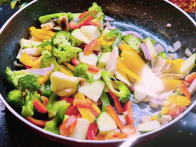 EASY & Healthy Veggie Pasta Recipe 