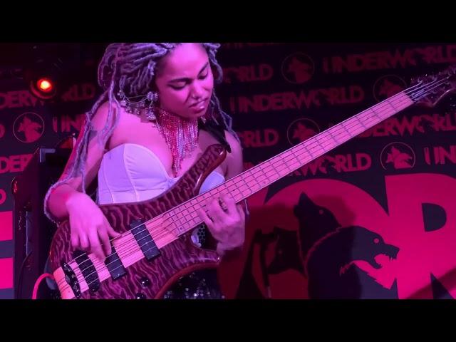 Mohini Dey Amazing Bass Solo - London 22/11/2024 (Greg Howe European Tour)