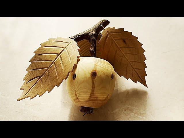 Tutorial how to make curved leaves if you're not a carver. Simple method.