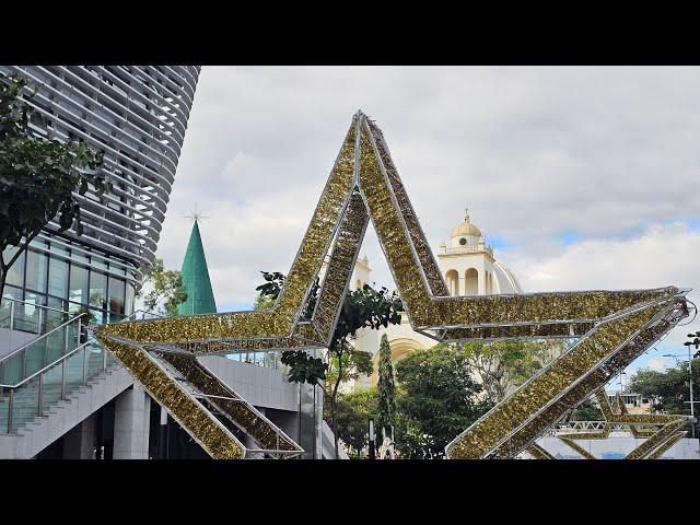 BIENVENID@S A ESTE EN VIVO DESDE PLAZA BARRIOS SS