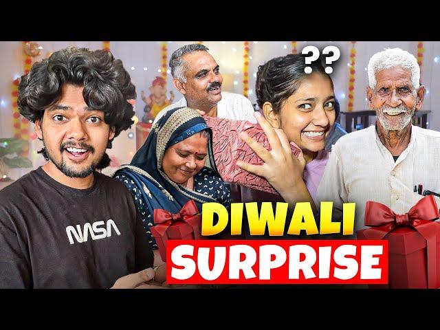 Diwali pe Surprise gifts diye  | The Roamer Amit