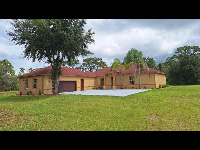 Se Vende Hermosa Casa de 5 Dormitorios 3.5 Baños con 5 Acres de Terreno en Orlando, Florida 32832