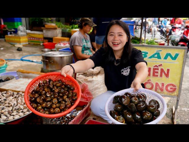 Chợ Trần Văn Ơn toàn đồ ngon, Phan Diễm Nấu nồi ốc siêu to ú ụ ăn trưa ở cửa hàng