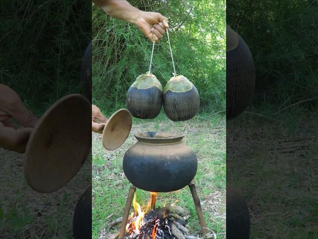 The guy shows SURVIVAL skills in FOREST #outdoors #camping #survival #smart