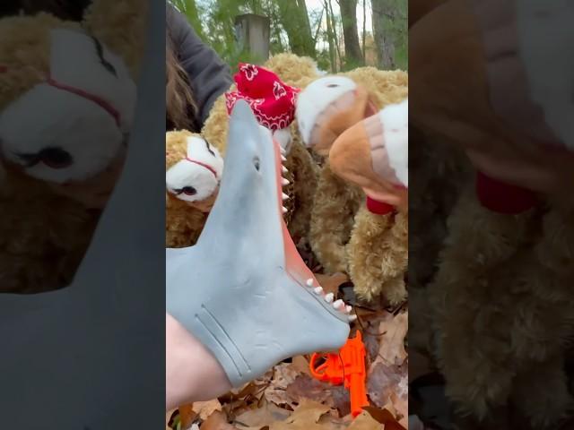 SHARK PUPPET TURKEY HUNTING!
