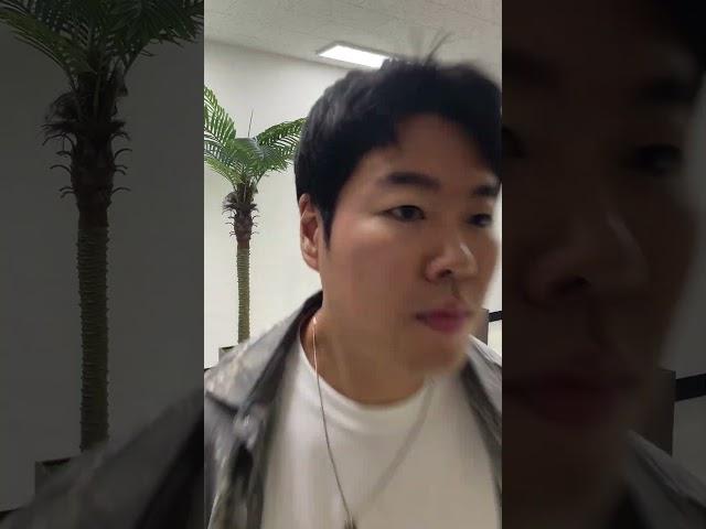 찍어줄 사람 없어서 혼자 찍은 뽀삐뽀 ㅠㅠ
