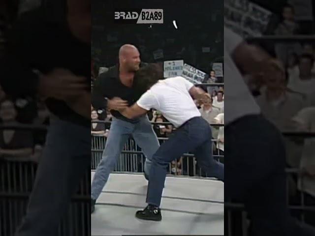 Sting and Goldberg fight WCW Monday Nitro