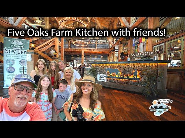 FIVE OAKS FARM KITCHEN REVIEW in Pigeon Forge Tennessee