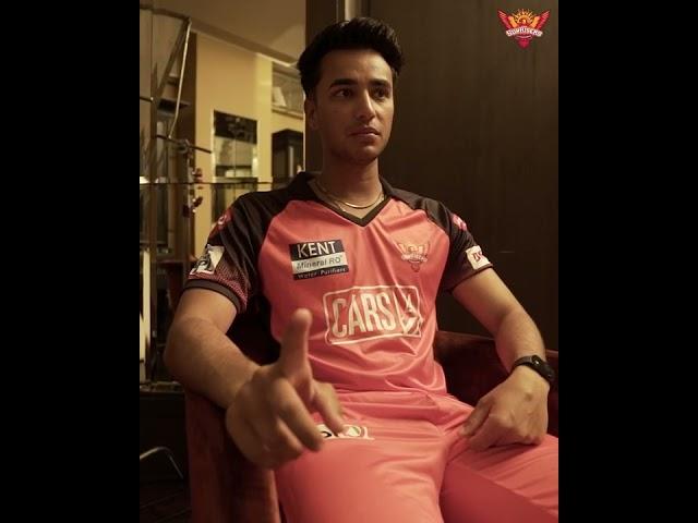 Abhishek Sharma reacts to Priyam Garg's acting skills | SRH | IPL 2022