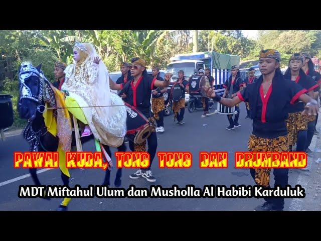Parade Kuda Kuda Kencak pilihan terbaik madura dengan iringan musik tradisional tong tong serek