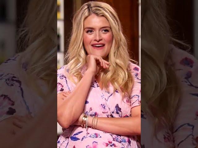 Aarón Sánchez Has A Surprise Gift For Daphne Oz | MASTERCHEF JUNIOR
