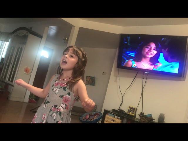 Gracie singing High School Musical 2 I Gotta Go My Own Way