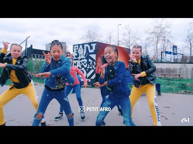 Petit Afro Presents || Kitoki || 1 Million Subscribers Special - Afrodance