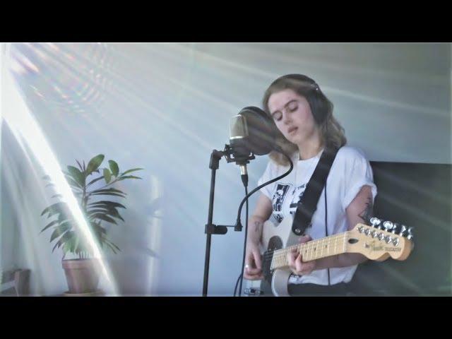 BEST FEMALE VERSION of LIGHTS UP | HARRY STYLES  (Cover by Emma Beckett)