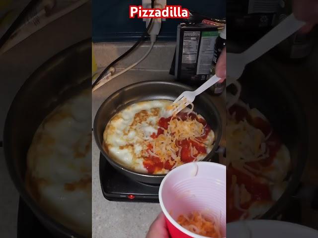 High Protein Low Fat Pizzadilla | #weightlossfood #proteinpacked #healthyfood #pizza #bodybuilding